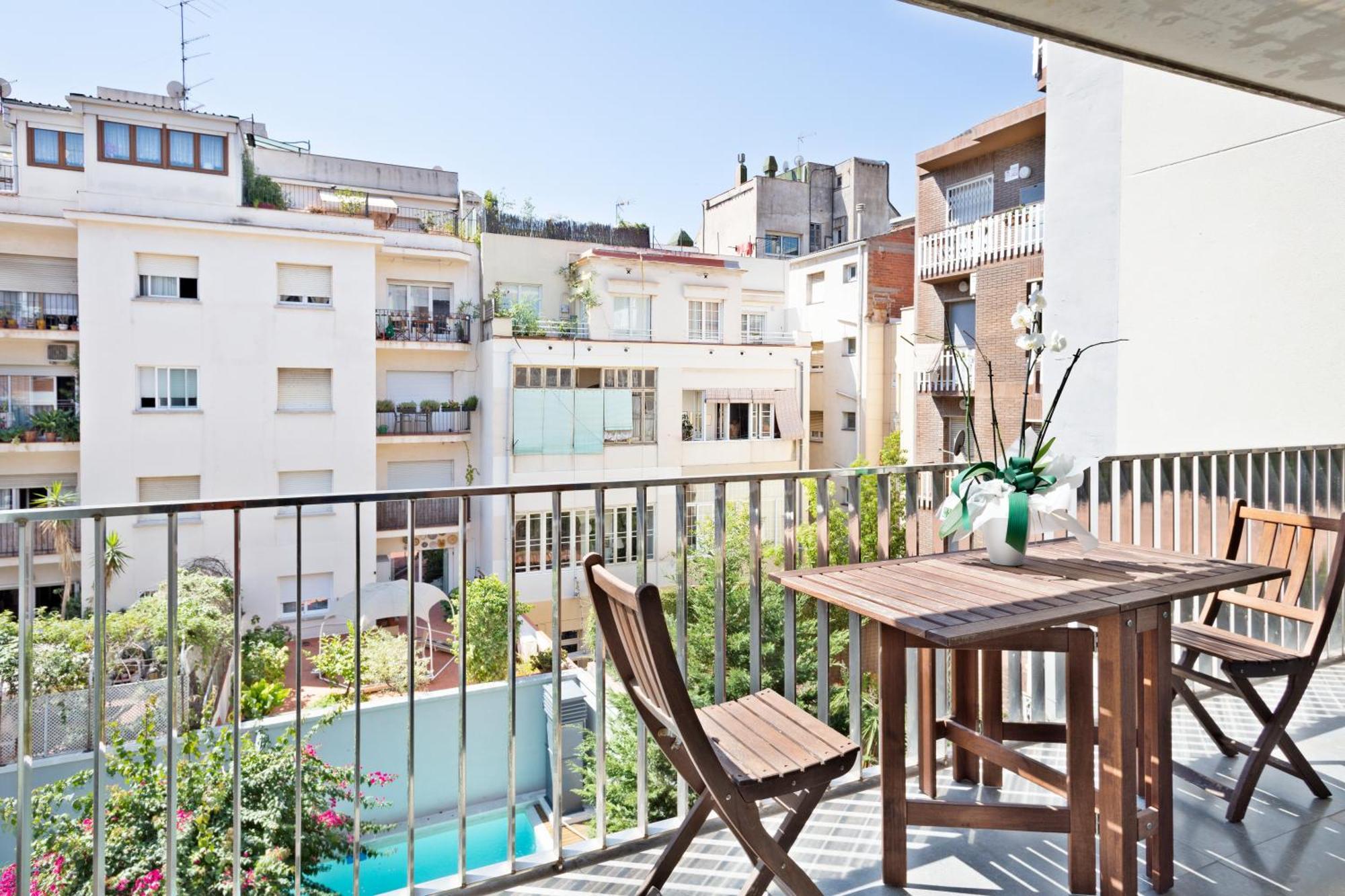 Apartment Barcelona Rentals - Sarria Apartments Near Center Phòng bức ảnh
