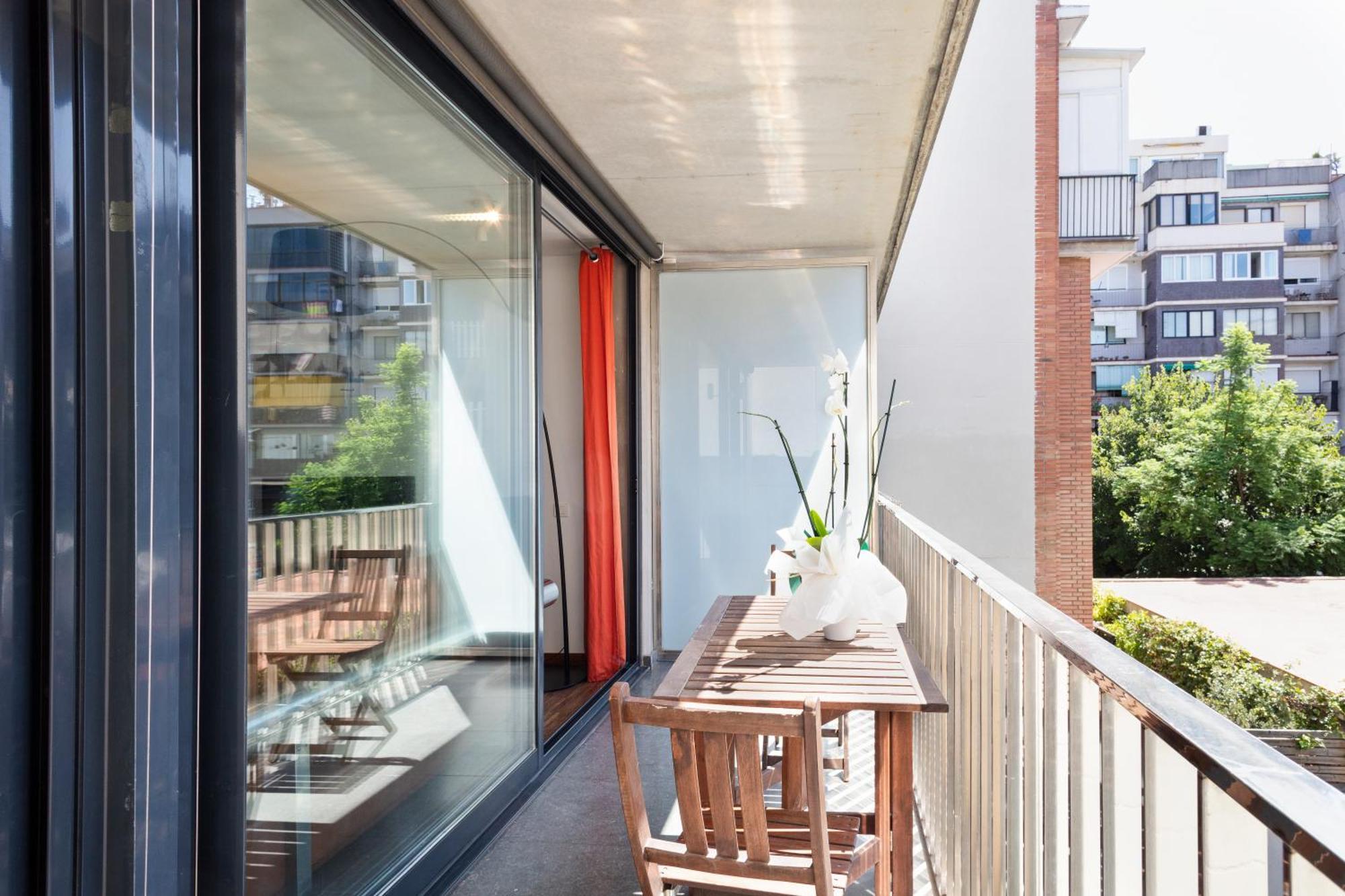Apartment Barcelona Rentals - Sarria Apartments Near Center Phòng bức ảnh
