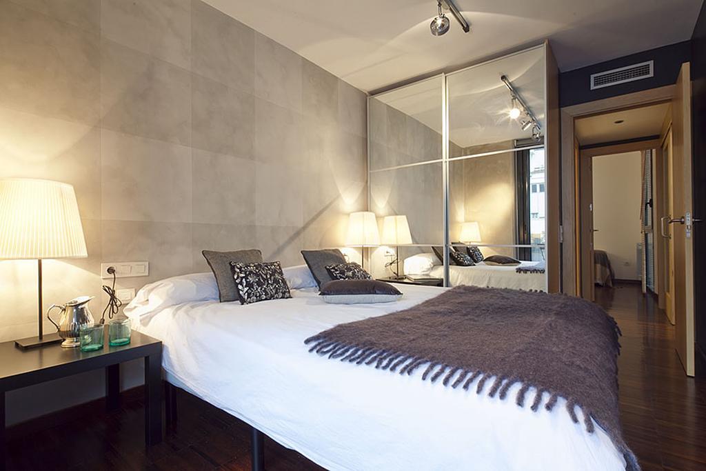 Apartment Barcelona Rentals - Sarria Apartments Near Center Ngoại thất bức ảnh