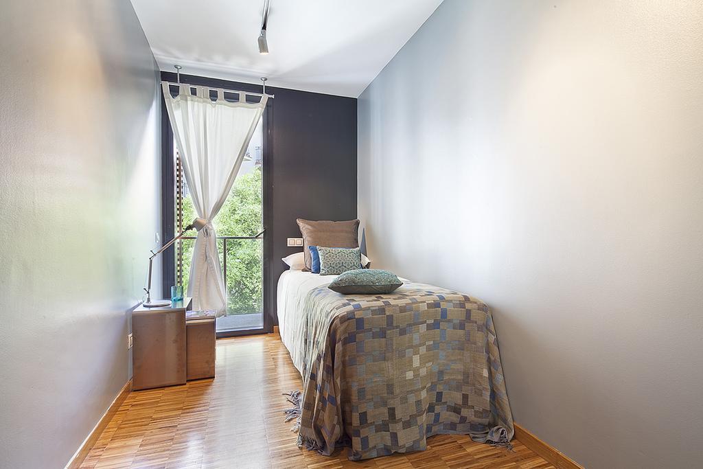 Apartment Barcelona Rentals - Sarria Apartments Near Center Ngoại thất bức ảnh